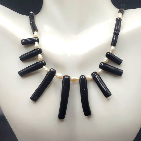 Jewelry - Antique spike pearl necklace‎ N3312